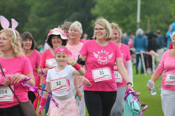 CHARITY NEWS: Congratulations to the Pink Ladies – together they’ll beat it! Photo 2